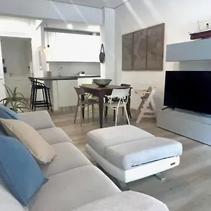 https://trilocaleterrazzoboxposto-auto-privato.hotelitalianriviera.com